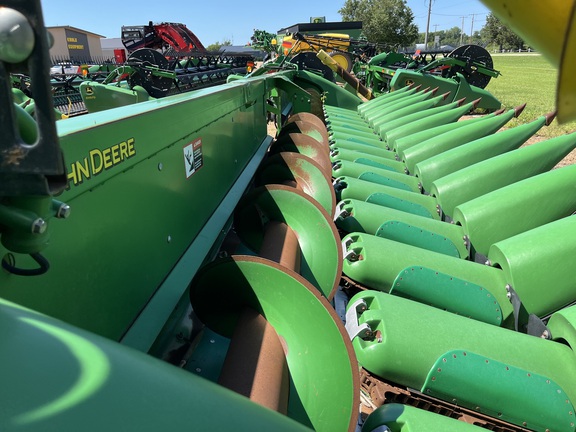 2014 John Deere 616C - Photo17