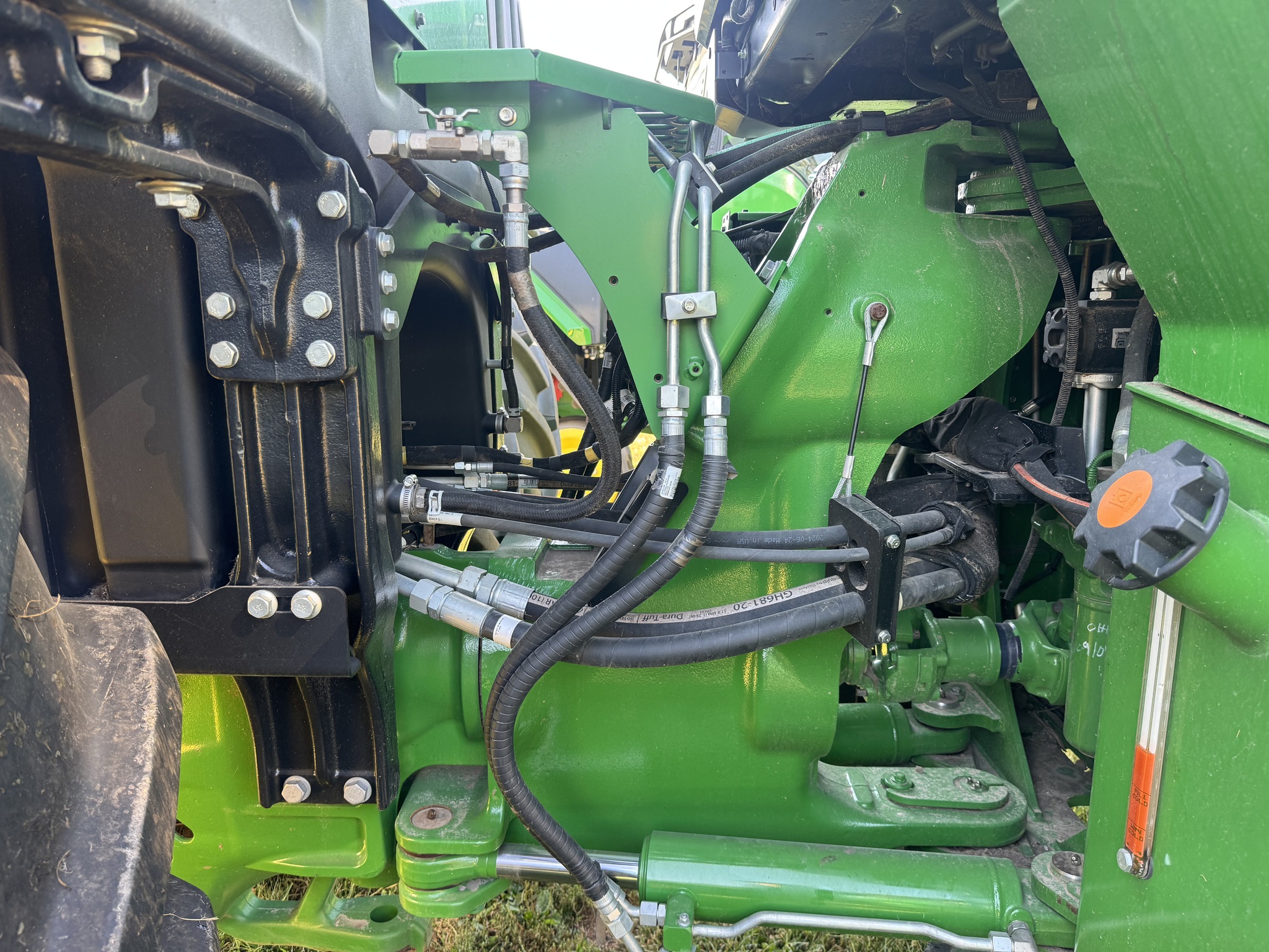  2024 John Deere 9R 540 at Heritage Tractor in Quincy, IL