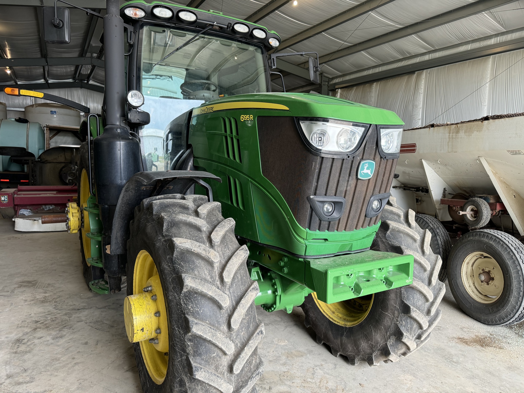 2020 John Deere 6195R