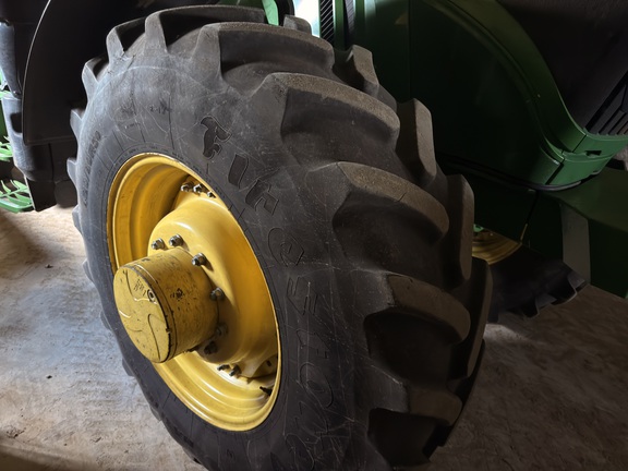 Photo of 2020 John Deere 6195R