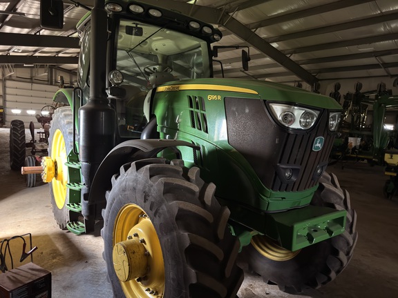 Photo of 2020 John Deere 6195R