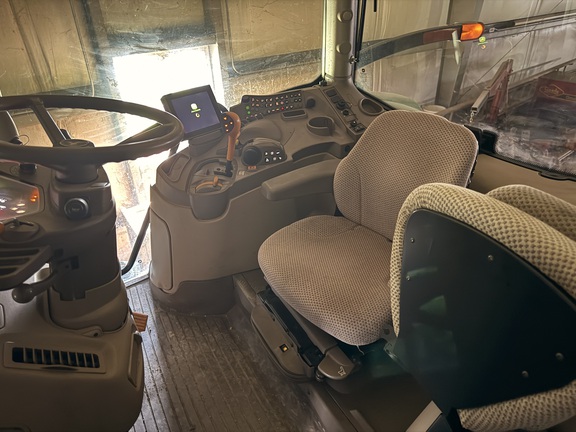 Photo of 2020 John Deere 6195R
