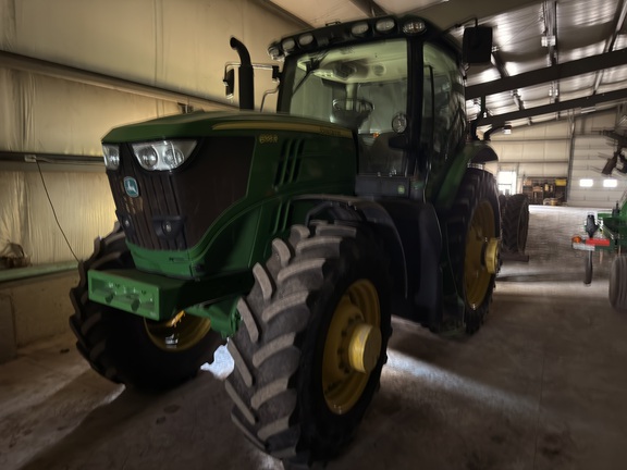 Photo of 2020 John Deere 6195R