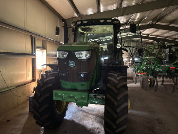 Photo of 2020 John Deere 6195R