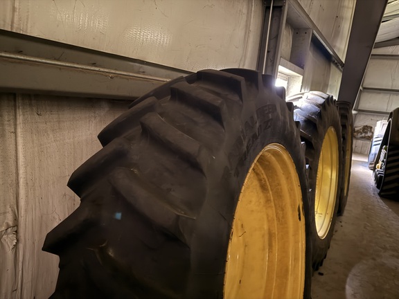 Photo of 2020 John Deere 6195R
