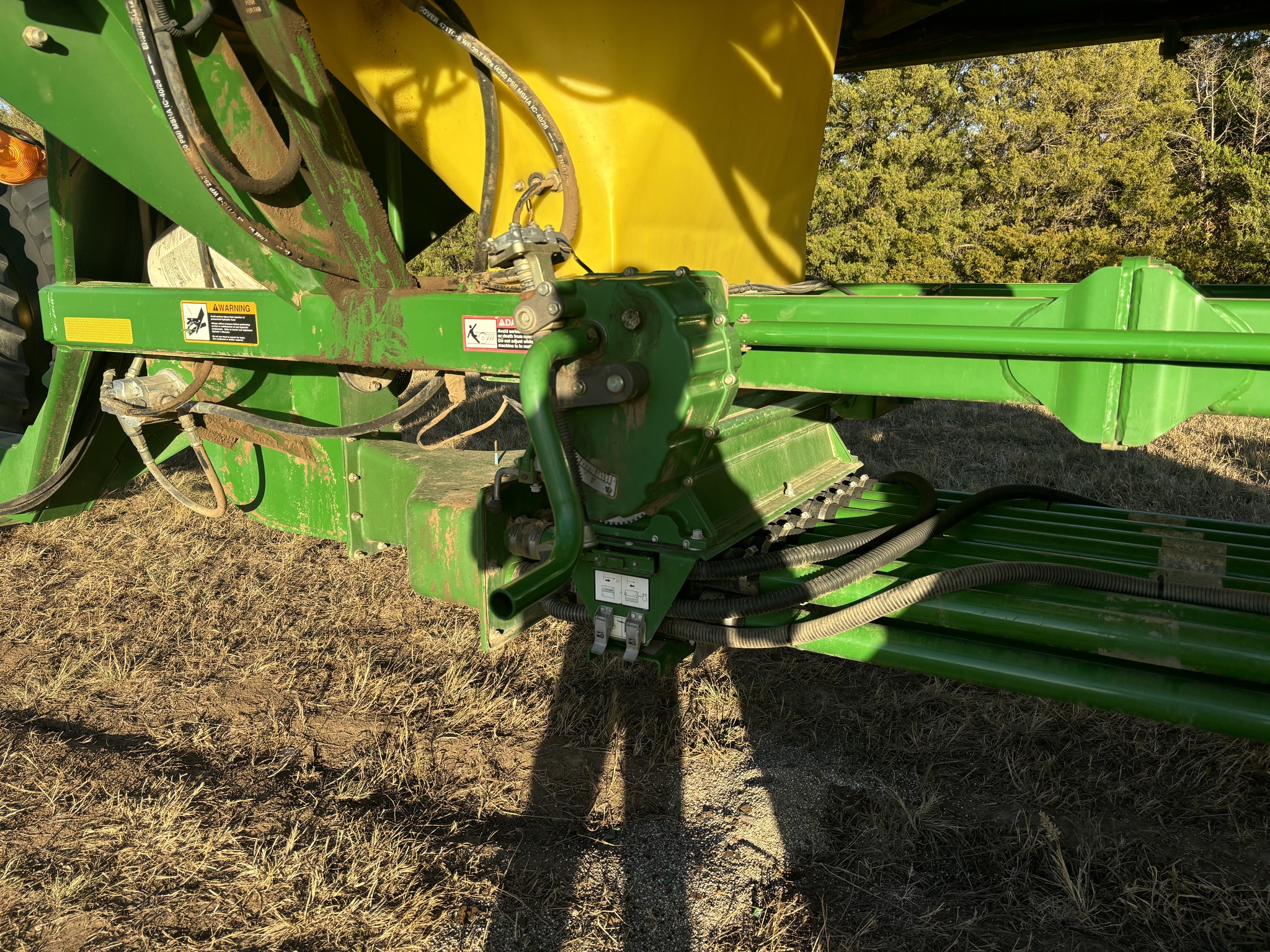 2004 John Deere 1890 Image 18