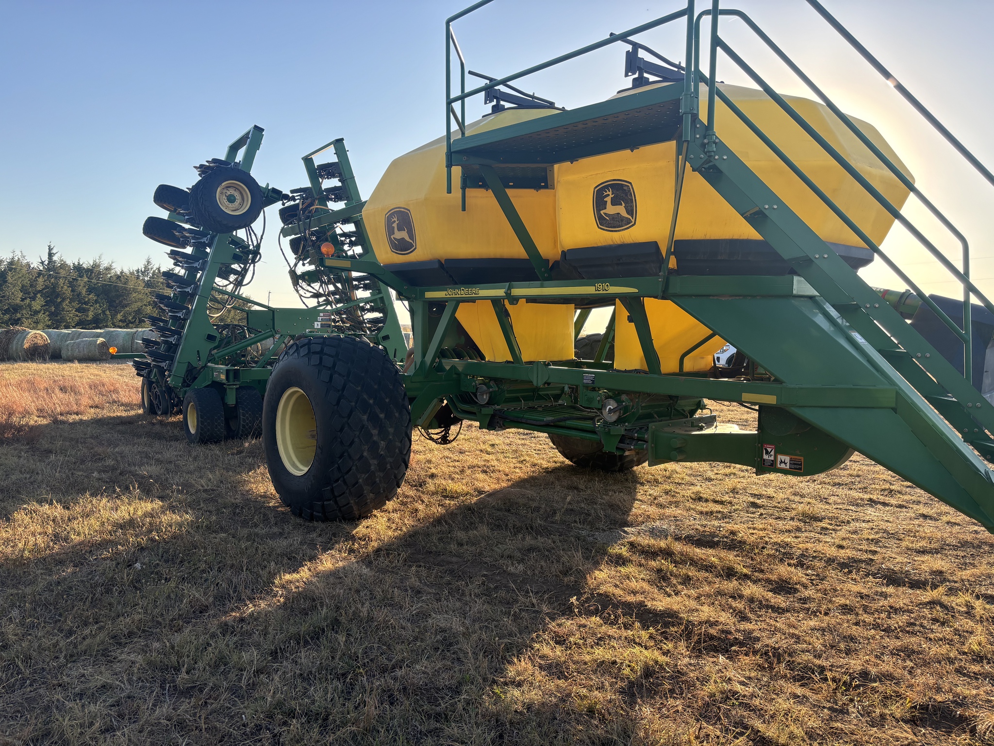 2004 John Deere 1890 Image 6