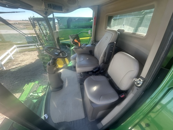 2022 John Deere S780 (17th thumbnail)