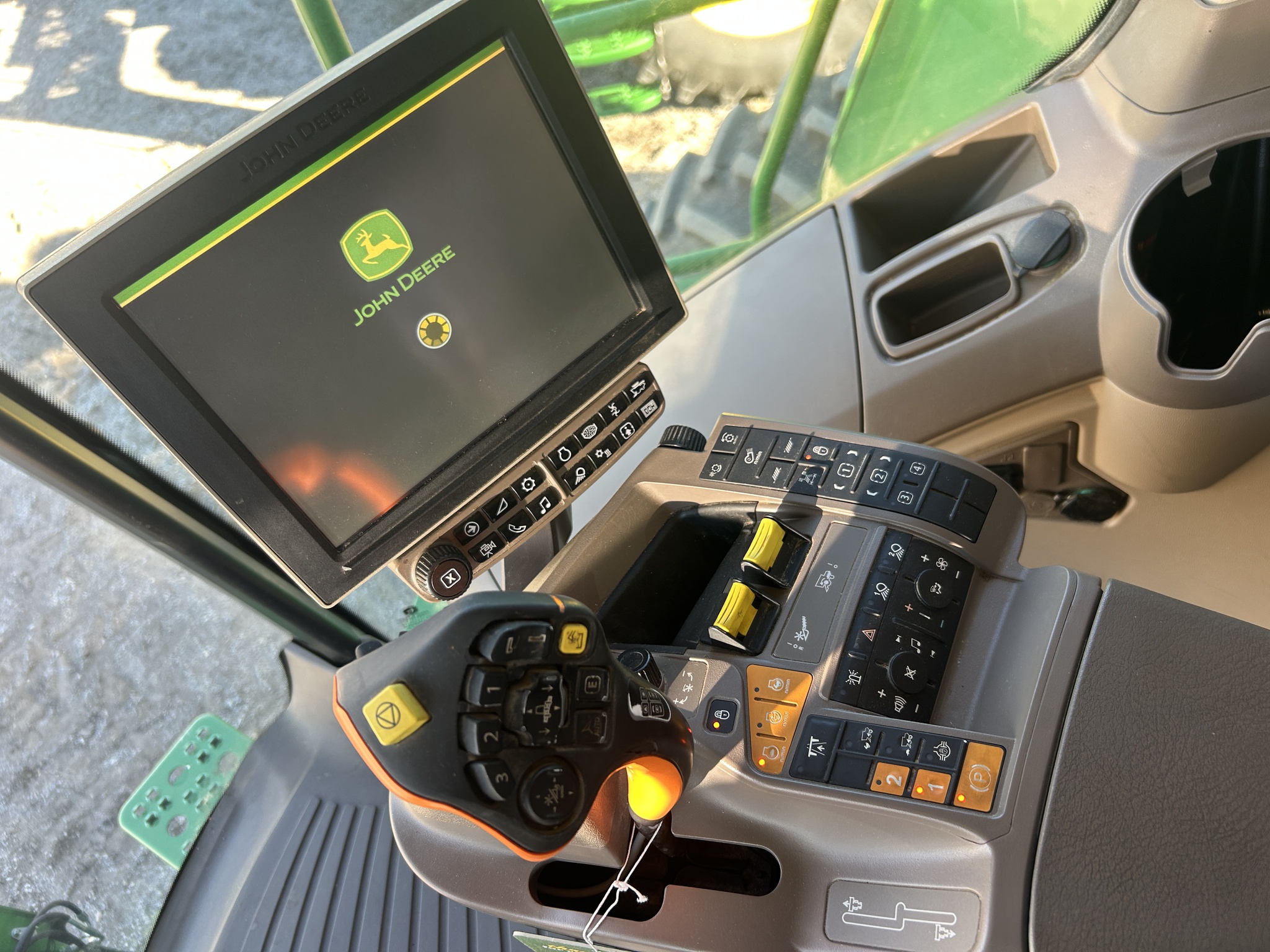  2019 John Deere S770 at Heritage Tractor in Baldwin City, KS