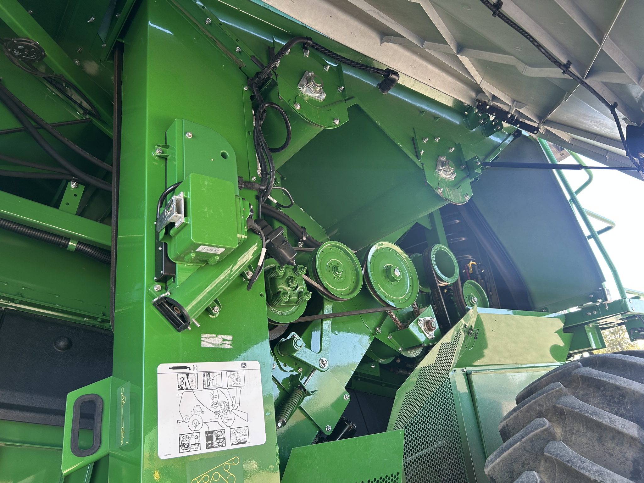  2019 John Deere S770 at Heritage Tractor in Baldwin City, KS
