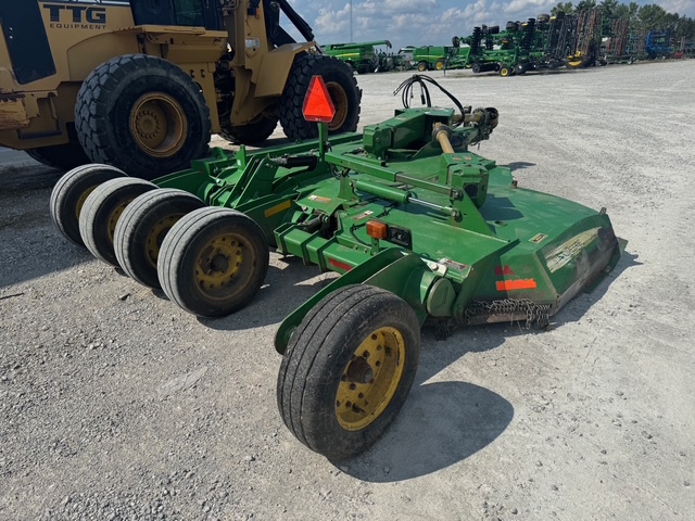 2019 John Deere R10 Image 6