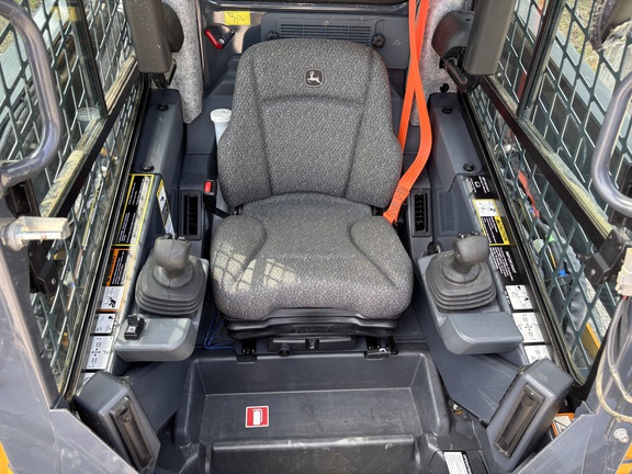 2024 John Deere 333G