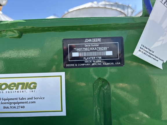 Used 2020 John Deere 1795 Planters: Drawn at Koenig Equipment in Anna, OH - Photo2