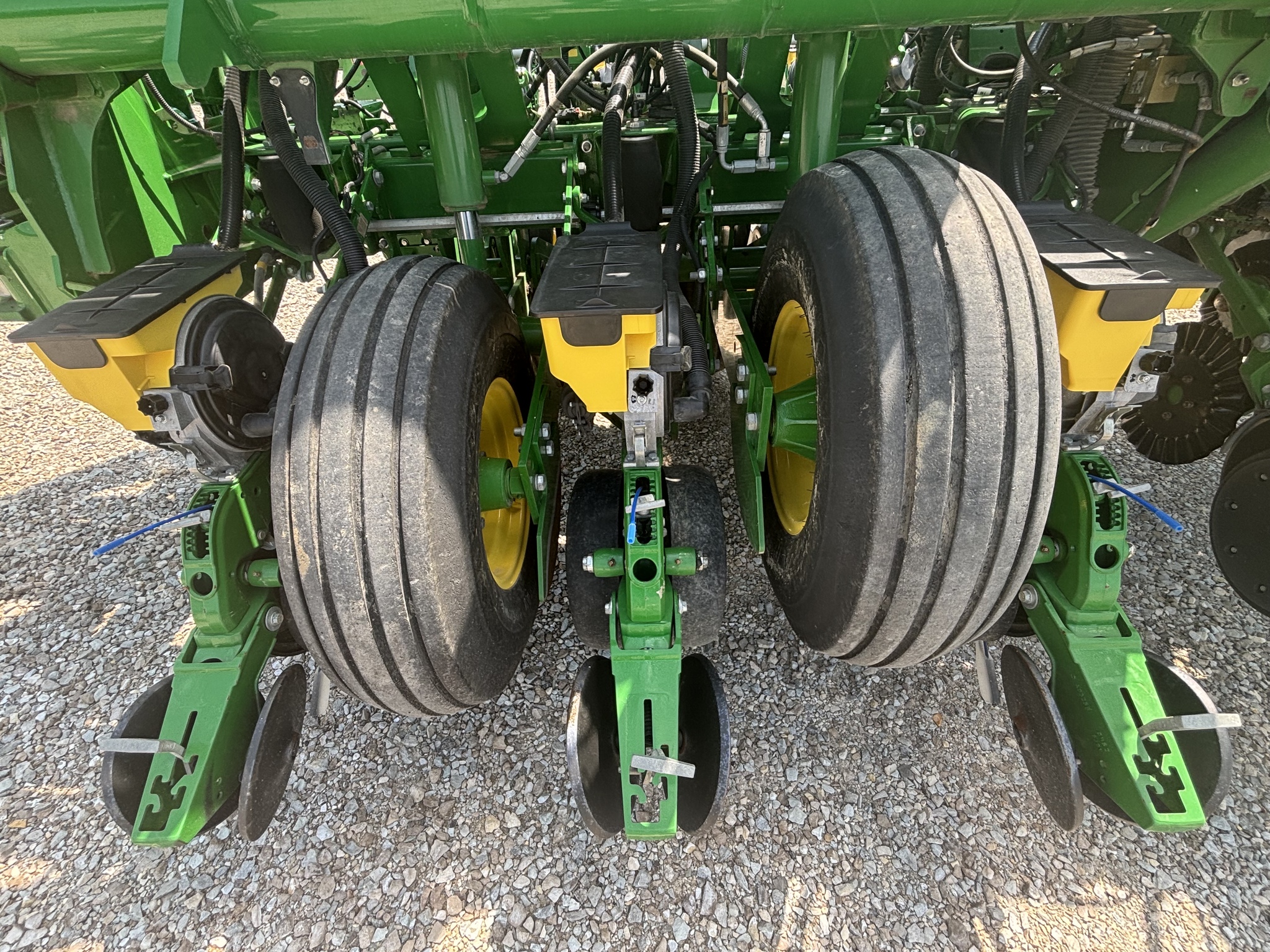Used 2020 John Deere 1795 Planters: Drawn at Koenig Equipment in Knightstown, IN - PhotoXL11
