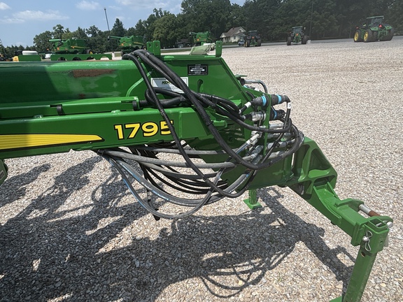 Used 2020 John Deere 1795 Planters: Drawn at Koenig Equipment in Knightstown, IN - Photo16