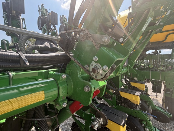 Used 2020 John Deere 1795 Planters: Drawn at Koenig Equipment in Knightstown, IN - Photo13
