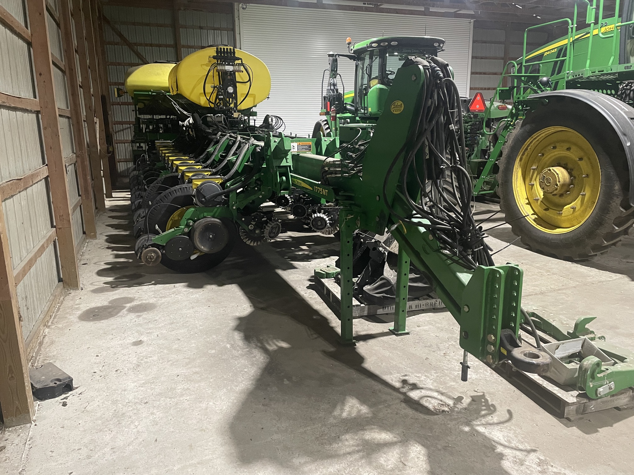 2015 John Deere 1775NT Image 4