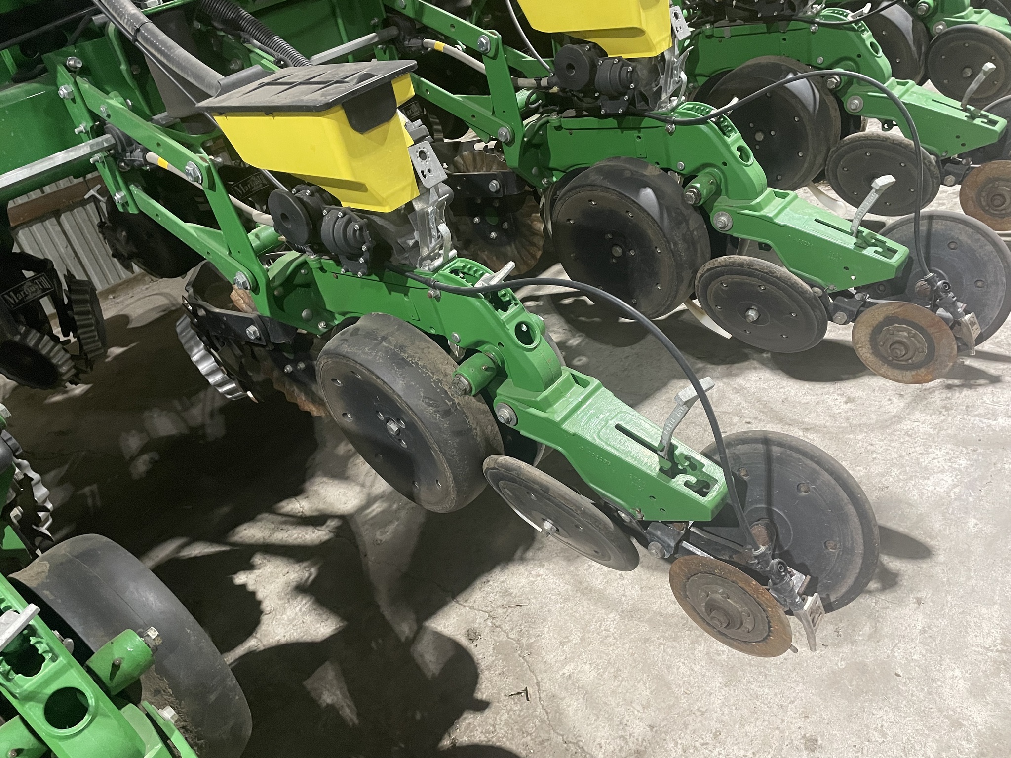 2015 John Deere 1775NT Image 10