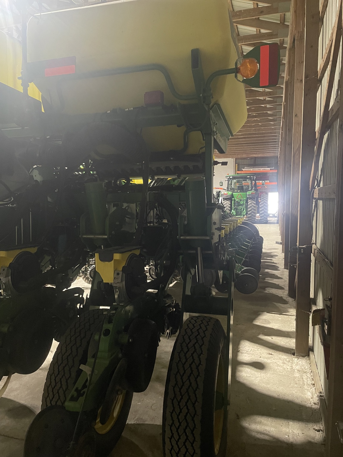 2015 John Deere 1775NT Image 3