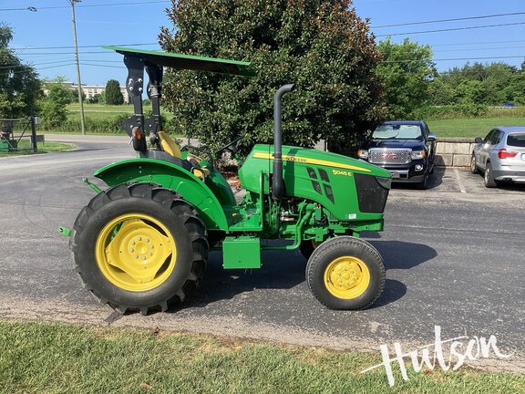 Photo of 2019 John Deere 5045E