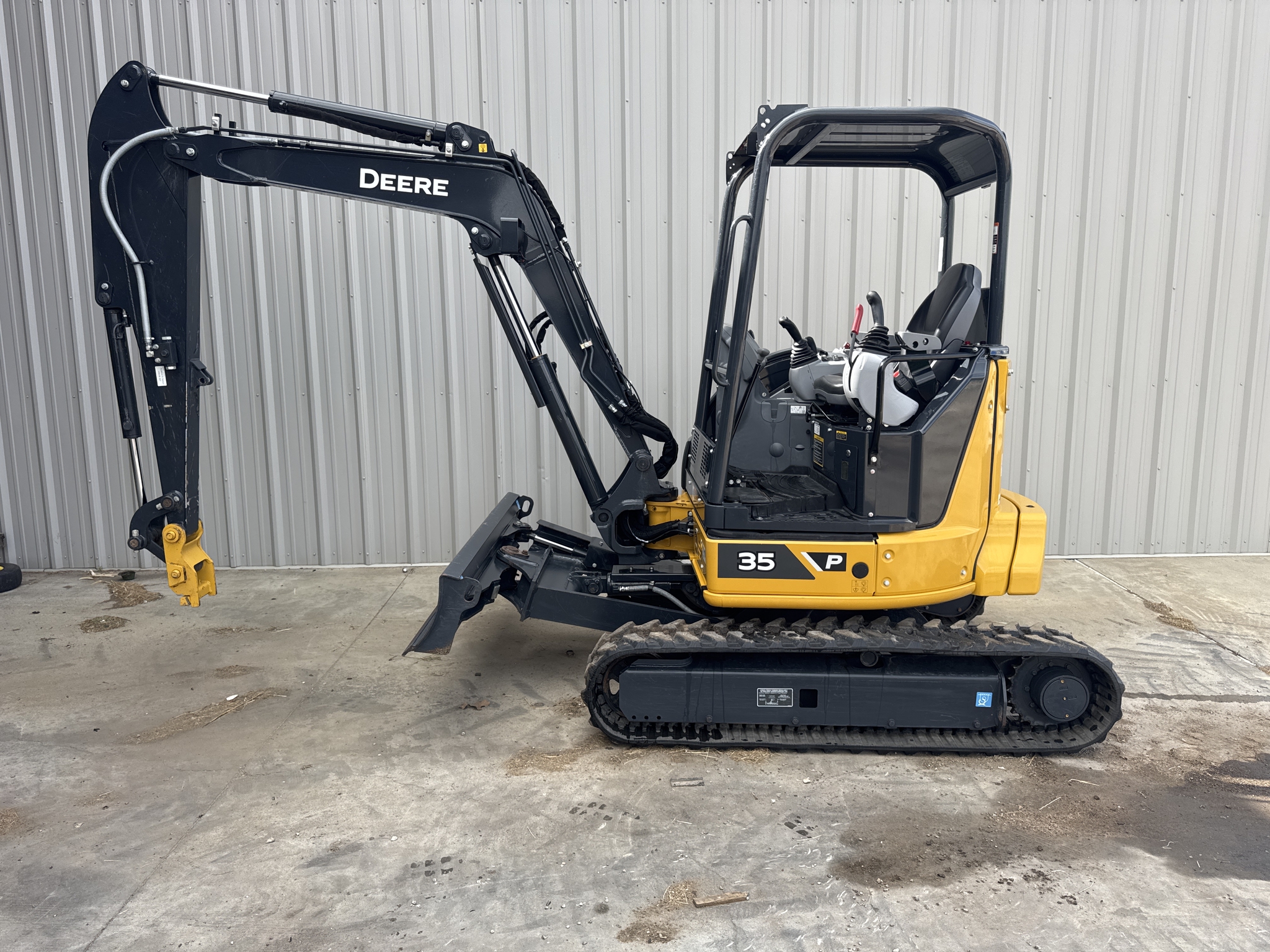 2024 John Deere 35 P Image 1