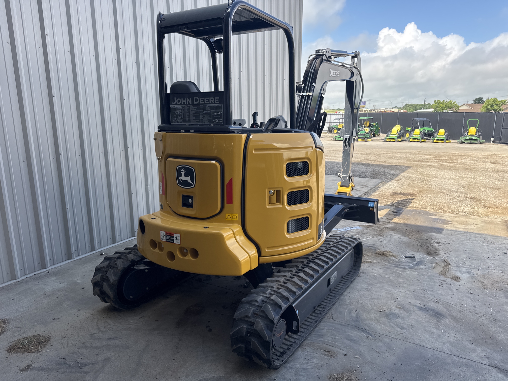 2024 John Deere 35 P Image 11