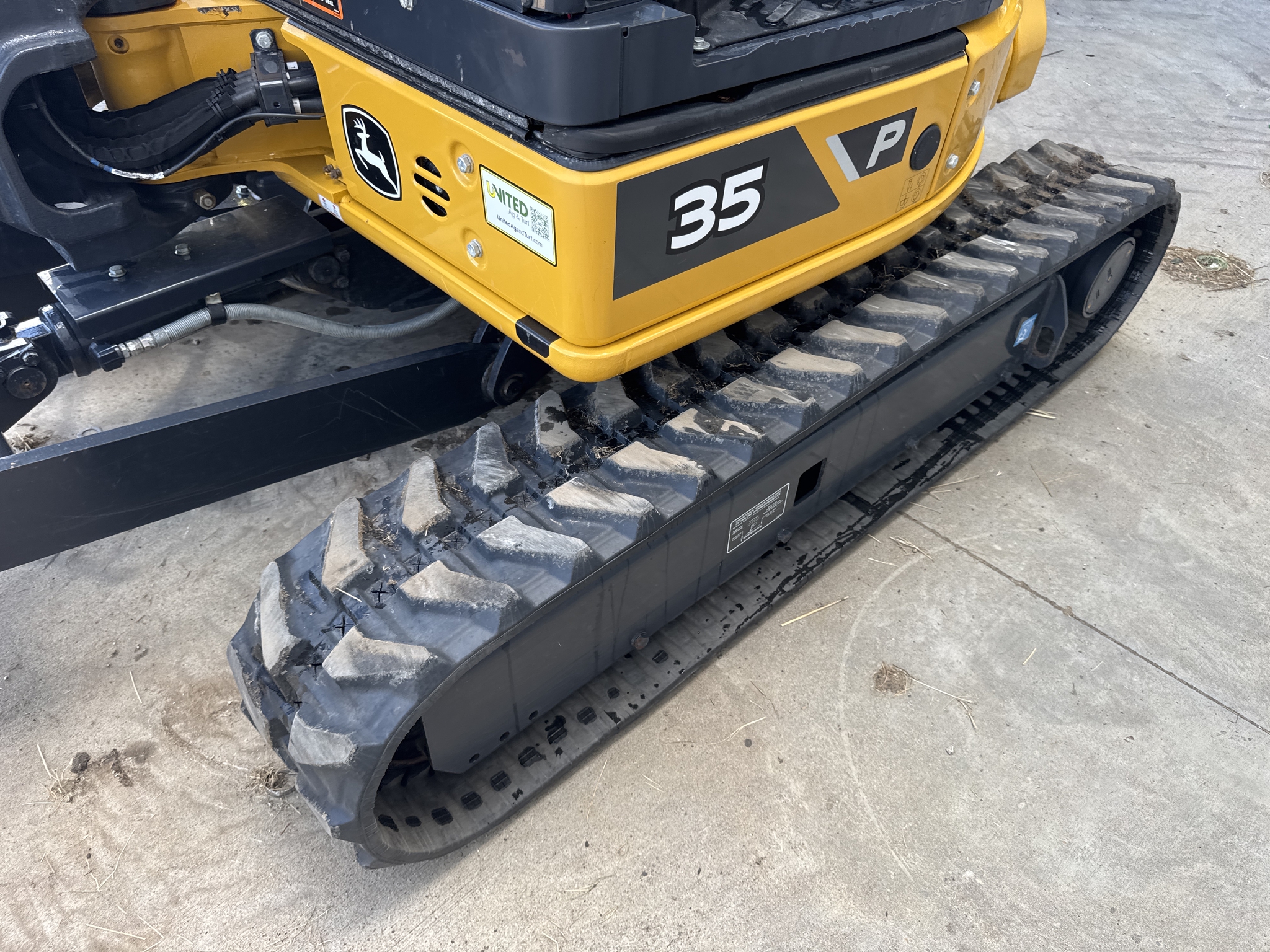 2024 John Deere 35 P Image 28