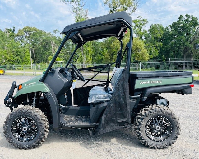 2025 John Deere 590M Image 3