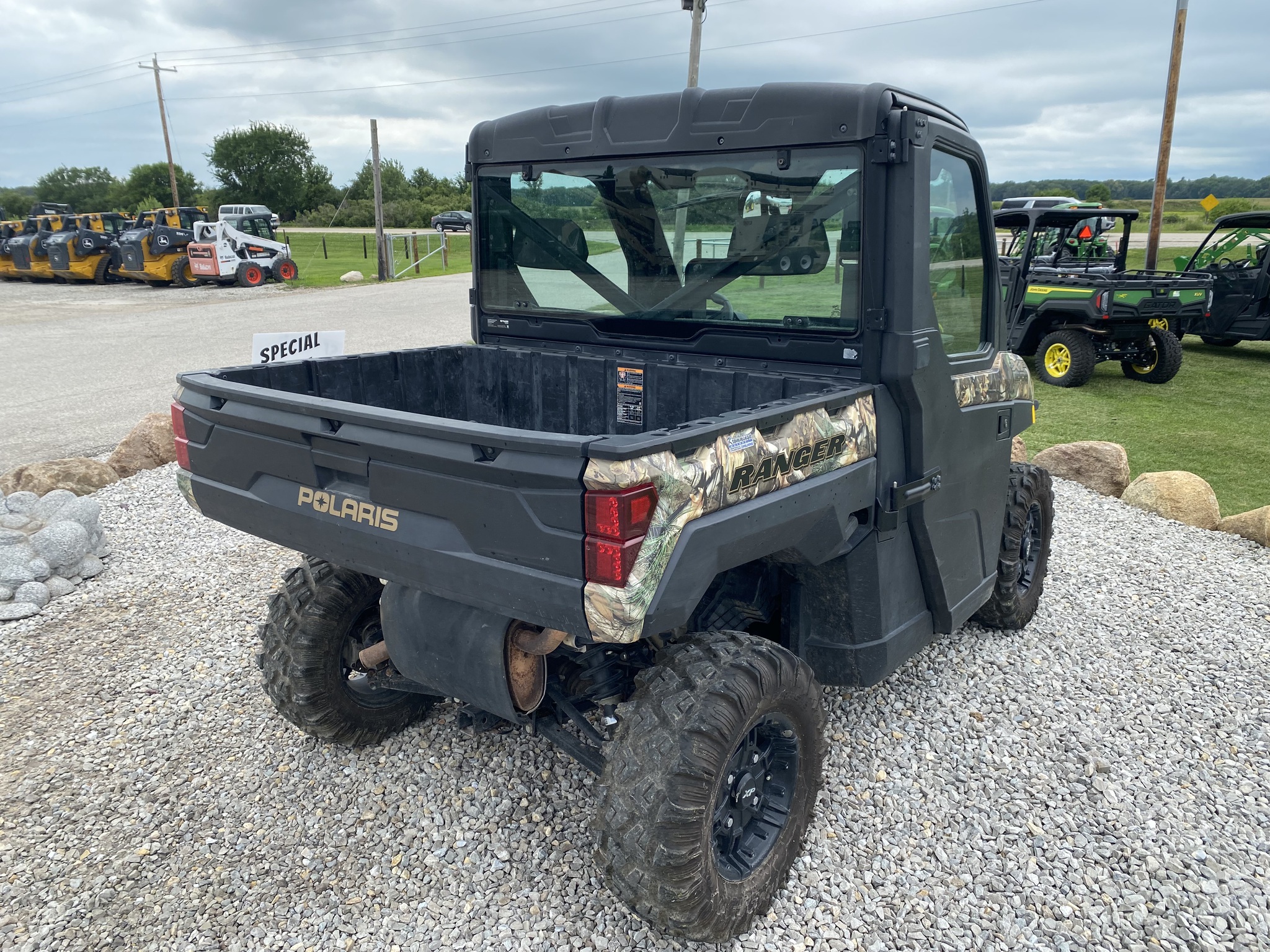 2021 Polaris Ranger XP 1000 Image 5