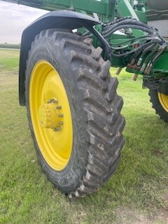 2022 John Deere 412R Image 13
