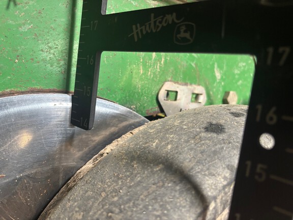 Photo of 2004 John Deere 1770NT CCS