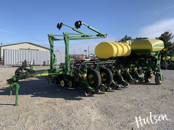 Photo of 2004 John Deere 1770NT CCS