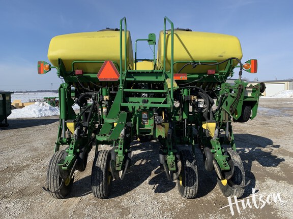 Photo of 2004 John Deere 1770NT CCS