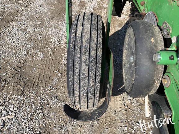 Photo of 2004 John Deere 1770NT CCS