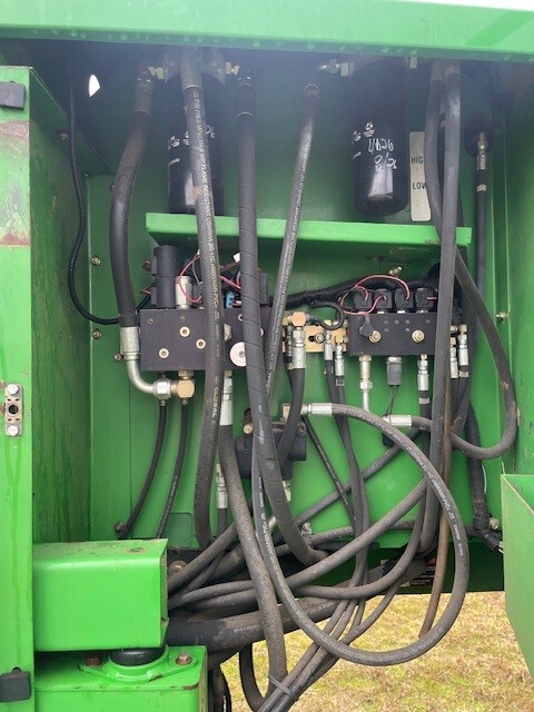 2003 John Deere 4895 Image 17