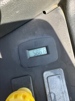 2014 John Deere Z665