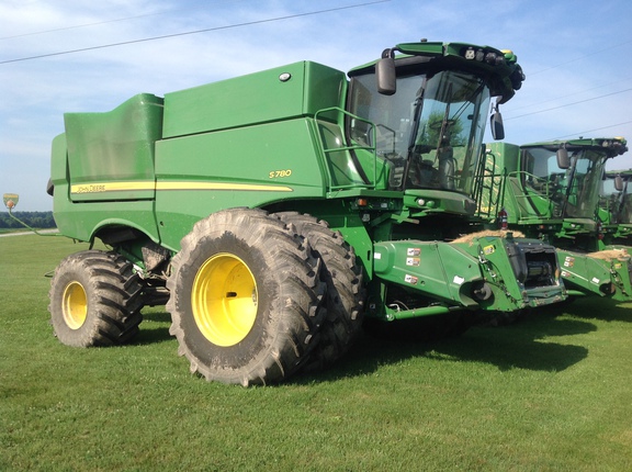 Photo of 2024 John Deere S780