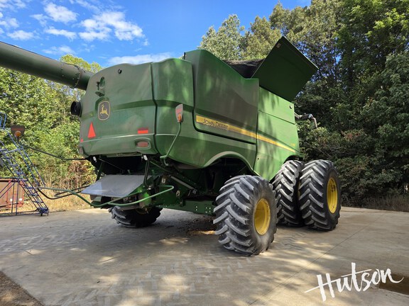 Photo of 2024 John Deere S780