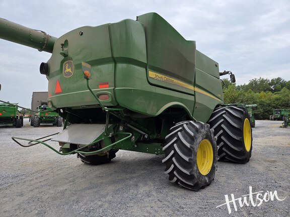 Photo of 2024 John Deere S780