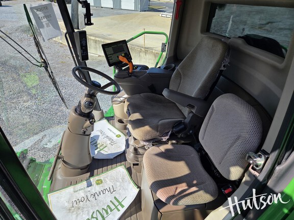 Photo of 2024 John Deere S780