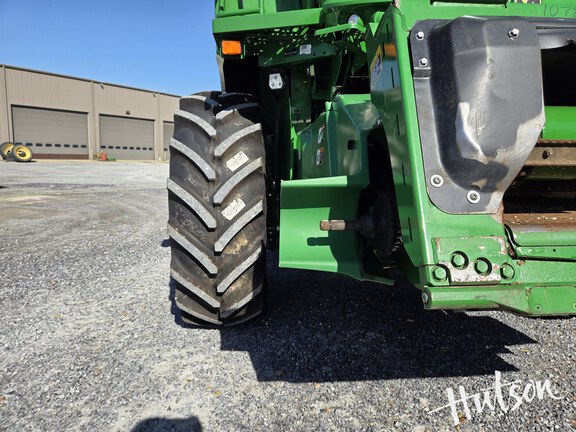 Photo of 2024 John Deere S780