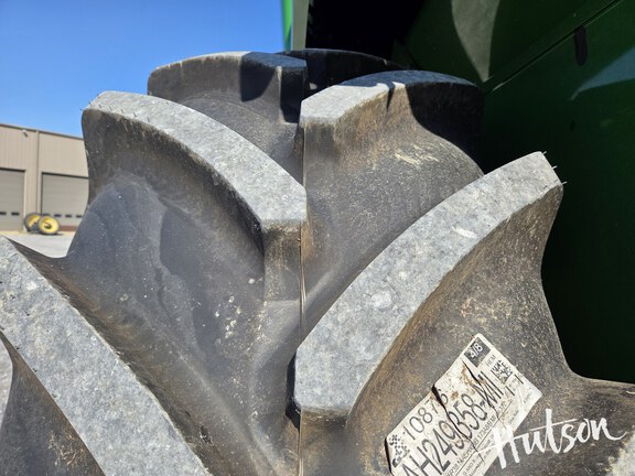 Photo of 2024 John Deere S780