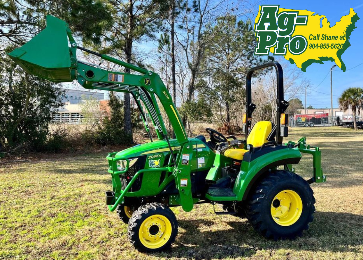 2025 John Deere 2032R Image 2