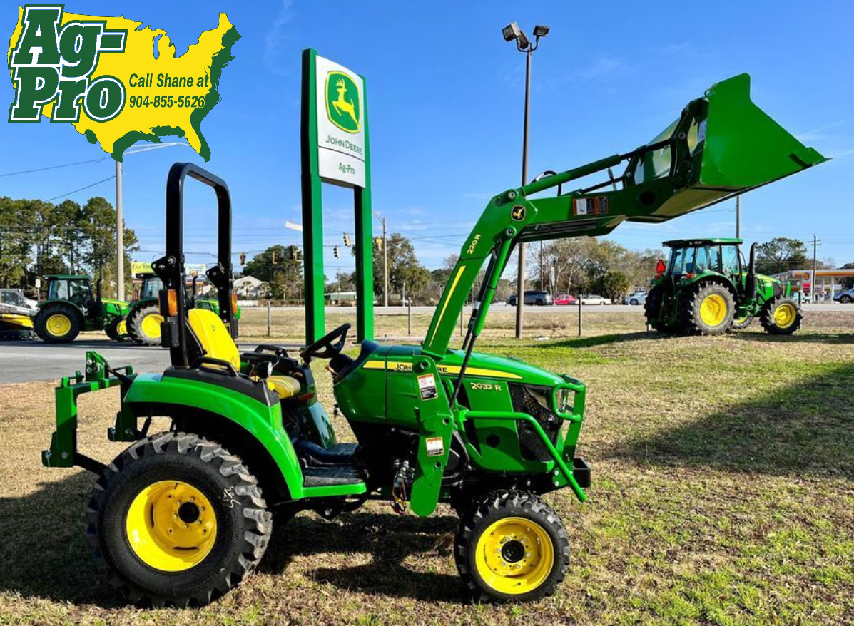 2025 John Deere 2032R Image 1
