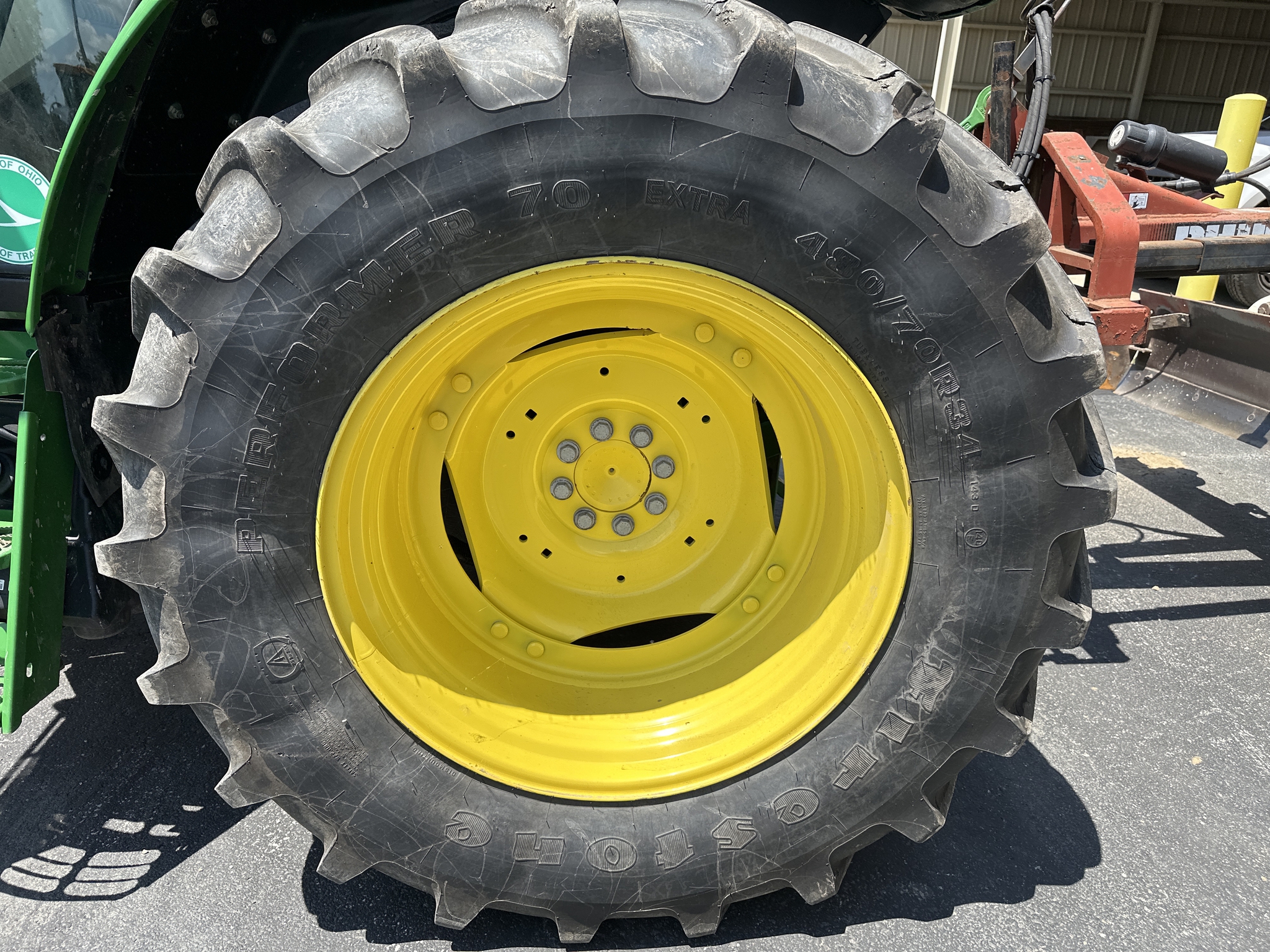 2023 John Deere 6120M Image 9