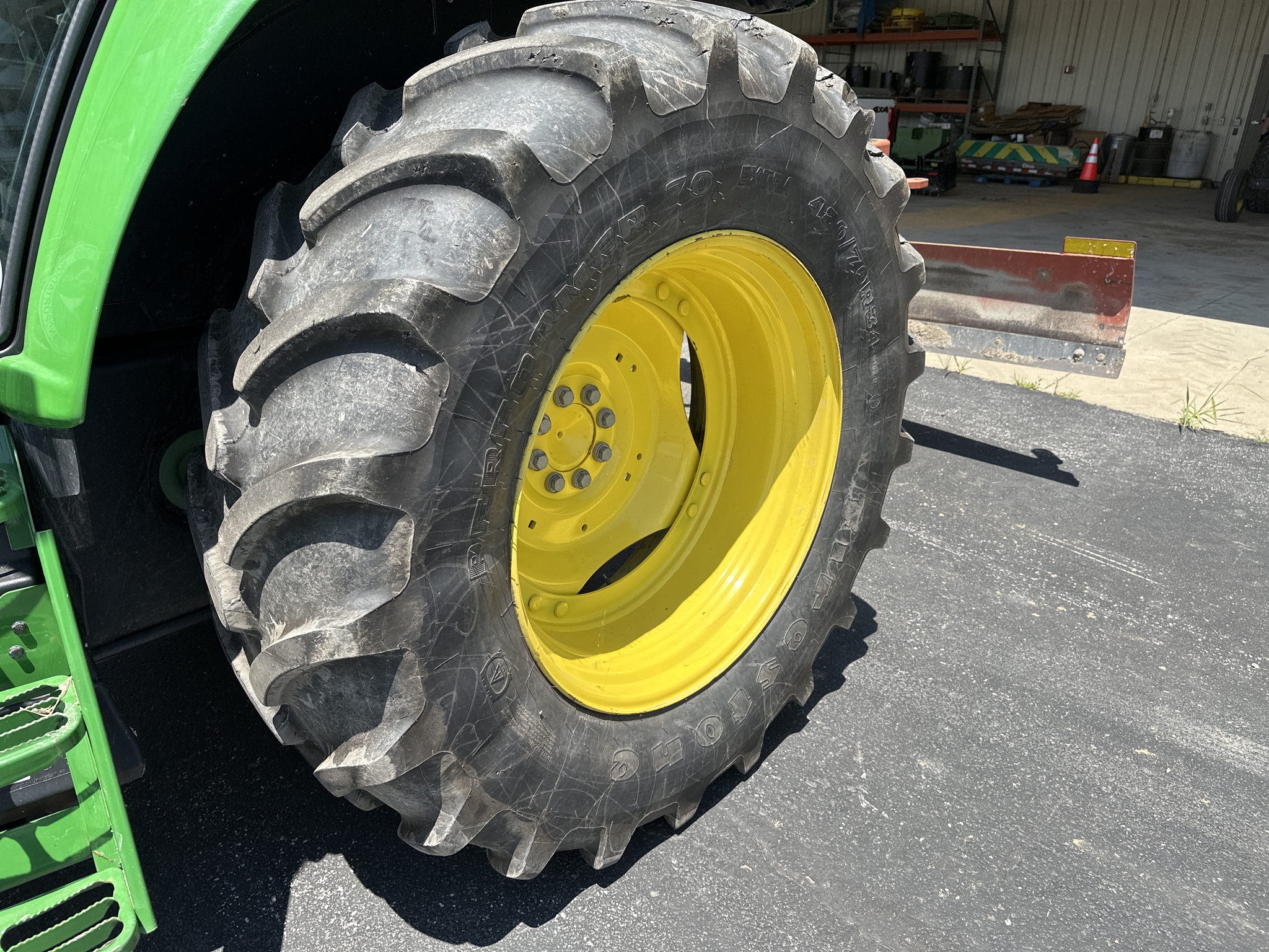 2023 John Deere 6120M Image 10