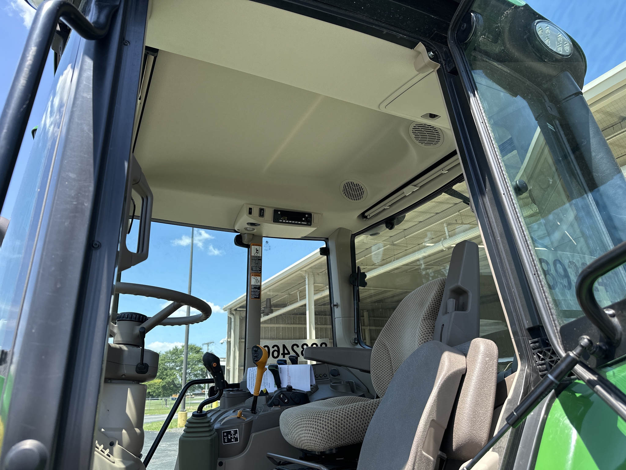 2023 John Deere 6120M Image 19