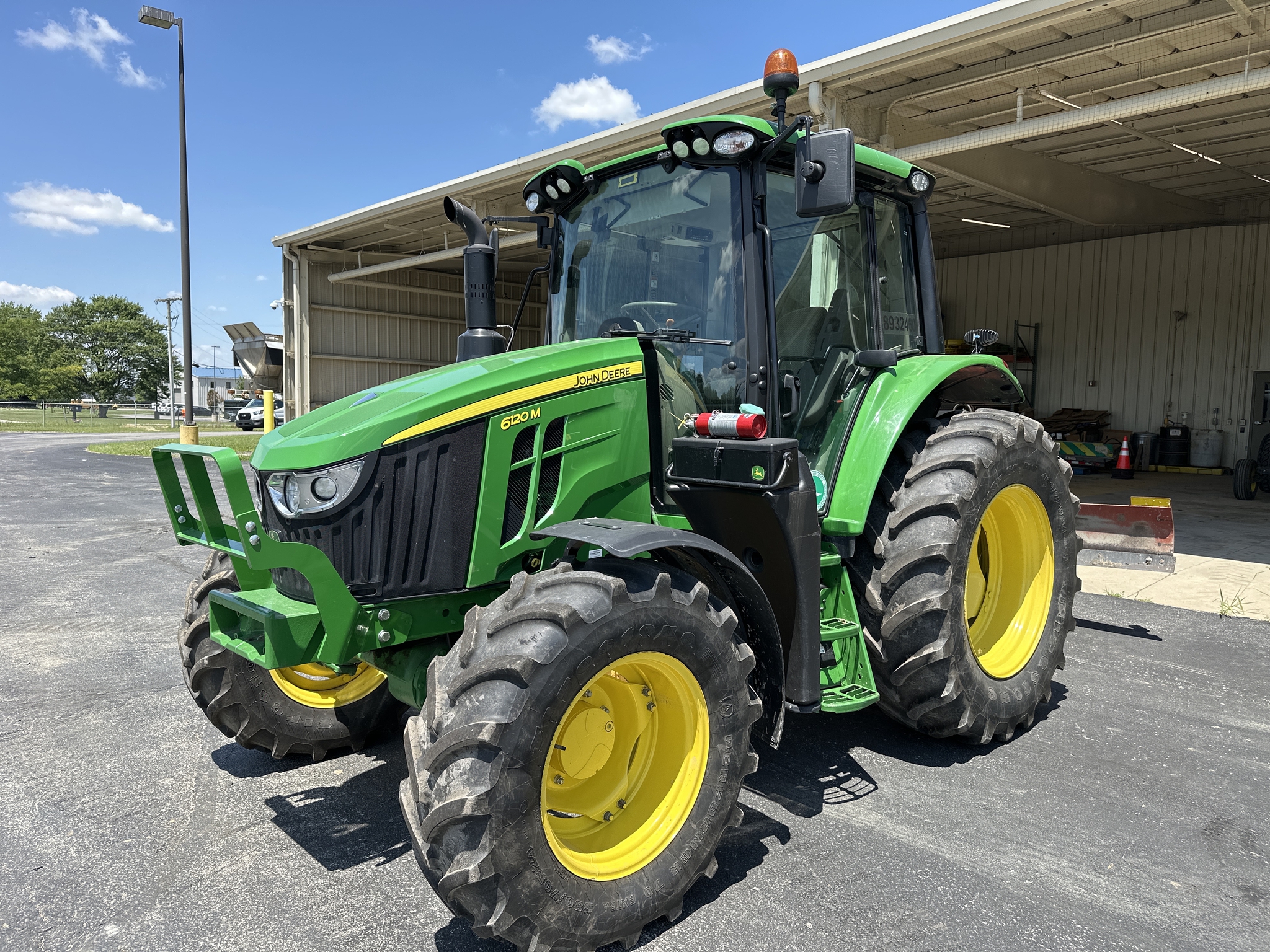 2023 John Deere 6120M Image 1