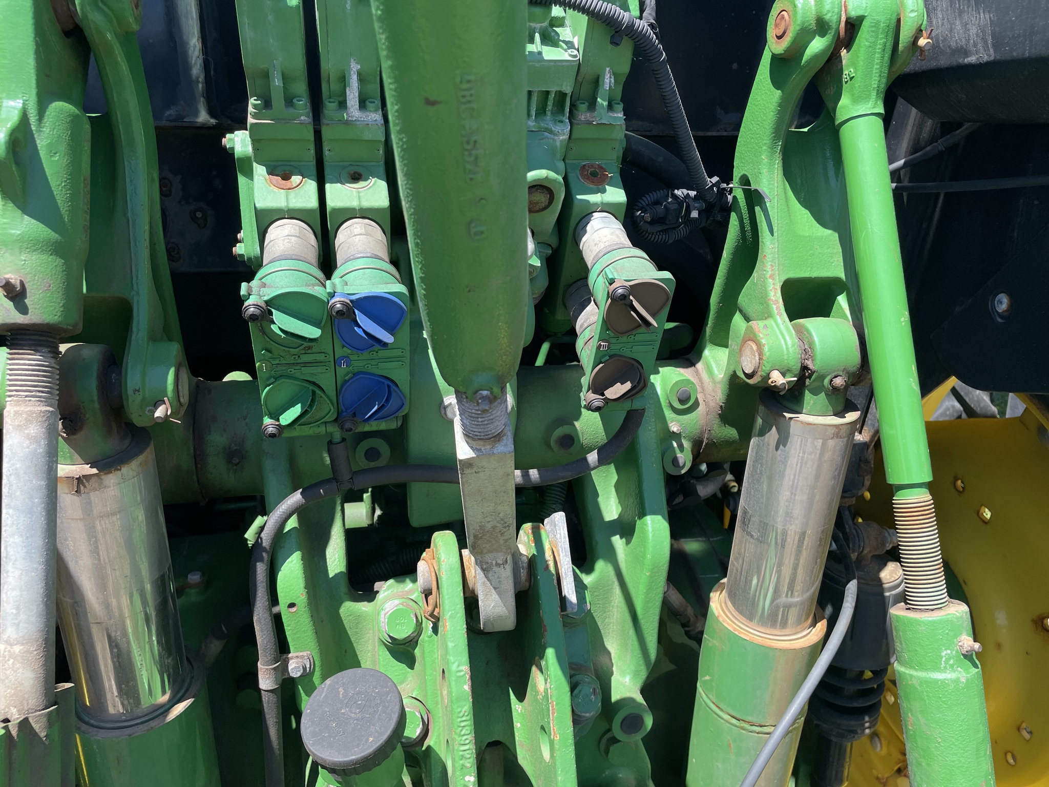 2018 John Deere 5125R Image 5