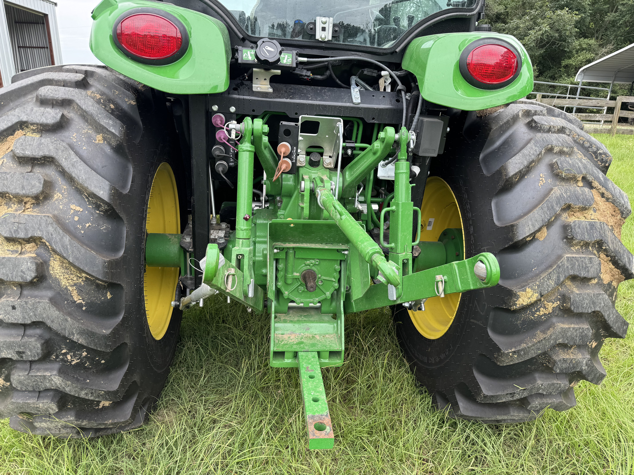 2023 John Deere 4066R Image 6